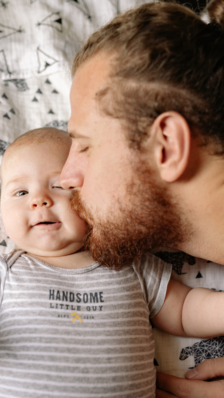 🧬 Épigénétique et paternité : le rôle invisible du père avant la conception